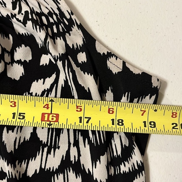 Motherhood sleeveless dress. Sz L - Picture 4 of 5